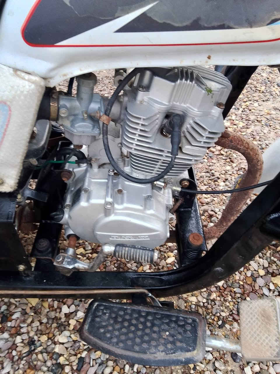 سلام عليكم ستوته موديل 2021 اوراق اصولي وكيل وبسمي  بدي وشاصي مصبوغات حراري محرك مفتوح بس ولفات انه فاتحن ستوته جاهزه كهرباهيات كلهن جدد هورن بوش مضخم تغليفه السعر 1850 وبيها مجال بسيط عنوان ناصريه قرب سيطرت سيد دخيل رقم الاتصال ***********
