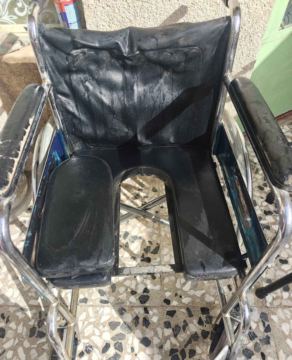 عربانه جديده استعمال قليل و عكازه رباعيه قيم بي الي يرضي الله و رسوله والله مكان بغداد بلديات ماعندي توصيل الي يشتري يجي ياخذهن اي استفسار على الخاص


**إذا كنت صاحب هذا الإعلان وتريد حذفه لأي سبب، رجاءا أرسل رسالة إلى الدعم الفني**