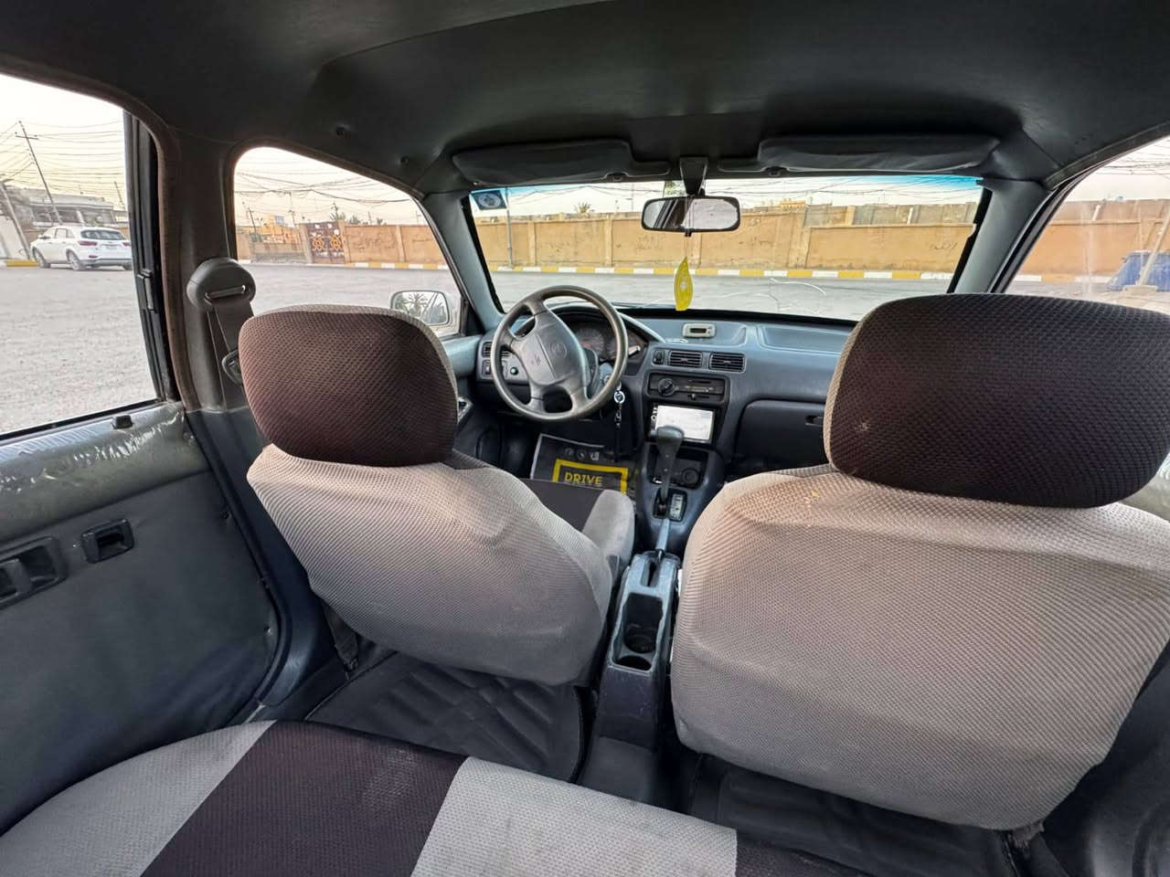 سلام عليكم كورلا موديل 2000  
رقم بابل
محرك بدايه تبخير
كير نضيف
صدر تعبان الكشر مثل ماموضح كدامك
السعر 28قفل
رقم الهاتف.***********
رقم الهاتف.***********
العنوان .بغداد ابي غريب
