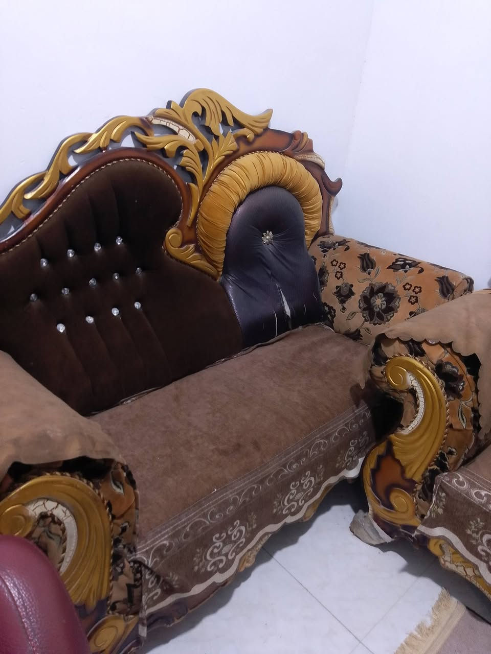 تخم ملكي تزكام
5 قطع
السعر 300 وبي مجال
الائستفسار ع هاذا الرقم ***********
