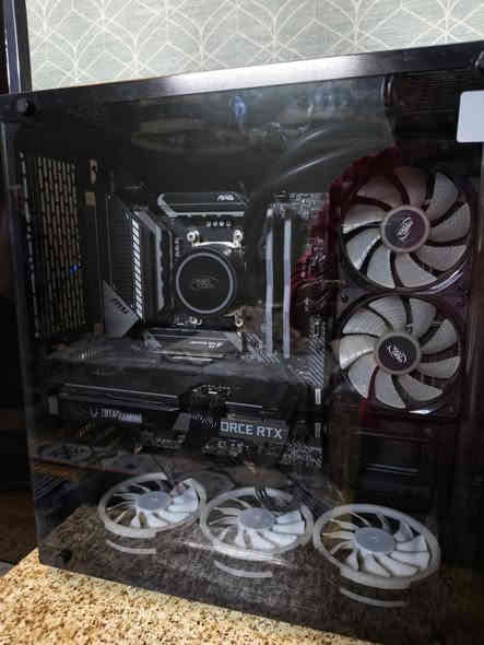 Pc للبيع نظيف ومرتب تجي تفحص براحتك وبلعافيه عليك

Ryzen 5 5600x
• RTX 3070 8G ZOTAC TWEN EDGE
• TeamGroup T-Force Delta RGB DDR4 16GB (2x8GB)
3600MHz CL18
* ﻿﻿PSU 750W GOLD DQ
* ﻿﻿SSD 500GB M.2 NVME KINGSTON
* ﻿﻿HDD 1TB 7200RPM
* ﻿﻿MSI MAG B550 Tomahawk
* ﻿﻿DEEPCOOL L240T
* ﻿﻿CASE HUNTKEY APOLLO
طبعا ذني القطع ميحتاج احجي بيهن
وياها ups 2500 اوفلاين بعده جديد ممتعوب
السعر مليون وبيهة مجال قليل 
***********
