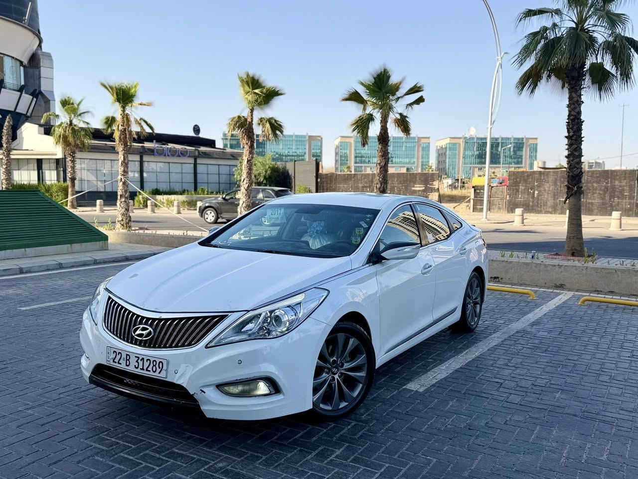 ﷽
‏🐎2013🔥خليجي HYUNDA AziRA
◽️محرك (V6🐎3000 ) ستة سلندر🚀🚀
🔷داخل لونين(بيجي+عنابي)🧿 
🔷ماشيه ( 200 ) الف 
🔷سياره فول مواصفات بس بدون بانوراما
🔹محرك مفتوح بس بشرط بشرط تفحص الكير بشرط لاطبة ولا كل شي كله عل فحص

◽️سيارة بيها ( بس نص جاملغ امامي جهة السايق و نص باب مال سايق ) بدون دواخل بشرط
🔹سيارة جديد حيل حيلوة نضيفة
🔹سيارة داخل و خارج كل جديد📦

◽️مواصفات
🔹( بصمة -  ٣پردات بلاد - كشنات تتفيئة - كشن و ستيرن خزن -تبريد مركزي - حساس أمامي و خلفي - لايت ليد و زينون - داخل فورميكا -  شاشة تسلا أرقة نوع_مراية كهبراء+اشاير ترحيب )

بسميً السنويه بشرط تحويل و خرامه
سياره مابيها دينار مصرف كامل من كل نواحي

◽️نظافه ١٠٠٪؜ كامل سيرفس بدون نقص و بدون مصرف سياره اي نقص مابيها 
4 أيطارات جديدة تاير و ويل

نفسل يوم /تحويل و كاله حاظر
مكان / داخل  أربيل 🌆

◽️سعر _ 104💣 مجال بصيط 🔐
◽️موبايل📞☎️ __*********** 📲 واتساب +فايبر بي
