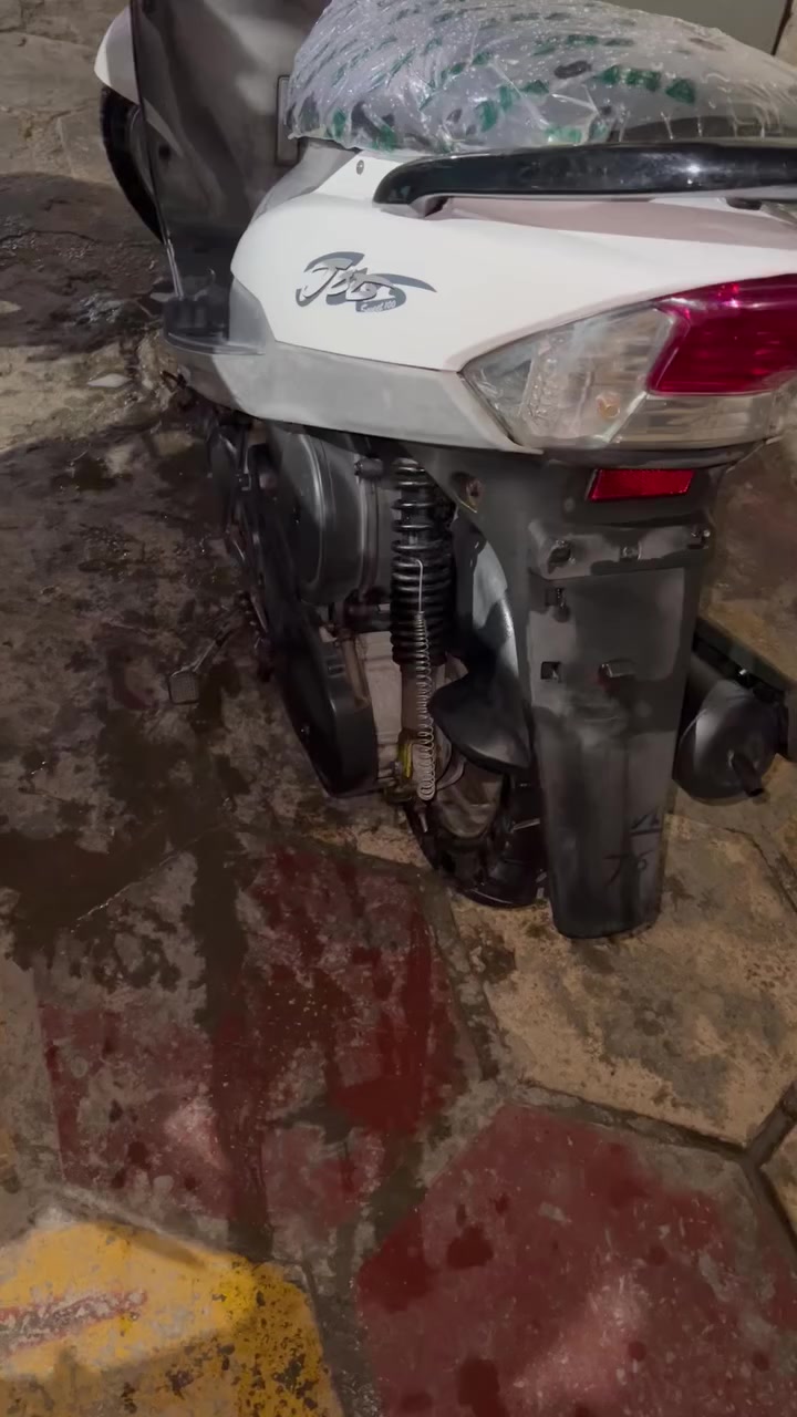 ‏سلام عليكم دراجة للبيع ماكس منغولي
‏تعجل سعر 650￼ بيها مجال قليل 
*********** ￼
