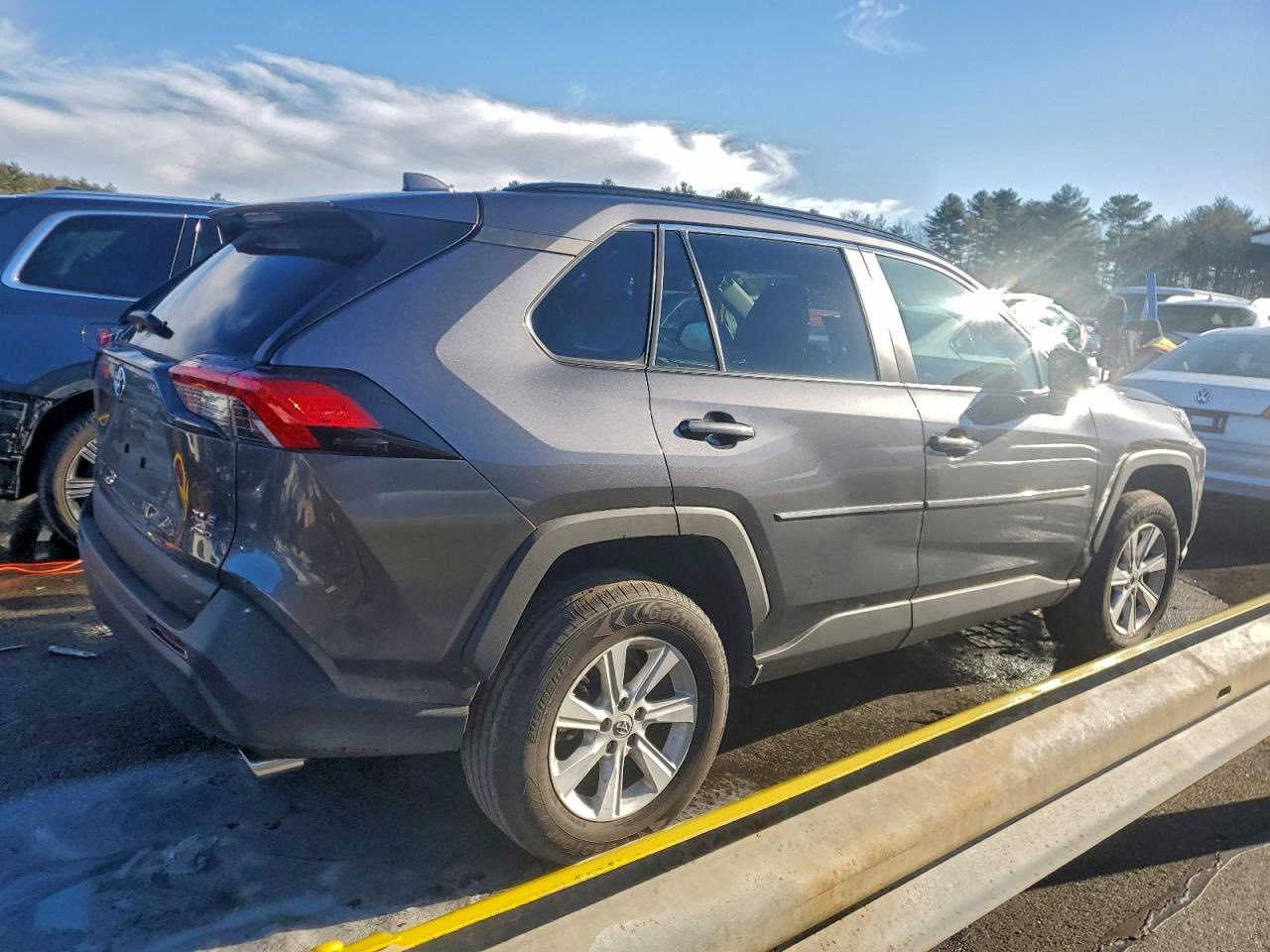 2024 TOYOTA RAV4 XLE

*********** :📞 
*********** :📞
السعر :  يحدد حسب مزاد
تاريخ المزاد :   1/15 يوم الخميس  
الضرر : حسب الصور المرفقة 
بيع وشراء كتب شهداء 
شراء سيارات تحت الموديل لمن لديه كتاب ضباط 
لو كتاب دبلوماسي 
بالامكان ادخالها بكتاب ذوي الشهداء باعفاء كمركي مع اعفاء الرقم 

🔺نتكفل بالسيارة لحين وصولها 
🔺اي استفسار مراجعة المكتب 
🔺 اوقات العمل كل ايام الاسبوع من الساعة ال 5 عصراً ماعد يوم السبت و الاحد عطلة المزاد
🔺 عملنا شراء السيارات من المزادات الامريكية والكندية
🔺لدينا تقرير Carfax مجاني لفحص السيارة قبل دخولها المزاد 
🔺 نشحن من جميع الموانئ الامريكية والكندية وبأسعار شحن تنافسية 
🔺نشحن الى دبي و عمان و البصرة و كردستان و تركيا  
🔺لدينا ورشة تصليح في دبي 
🔺لدينا معقب لتخليص السيارات (حرة او معوقين او ذوي الشهداء ) و ايصالها الى الزبائن
📍العنوان : موصل حي الوحدة مقابل معهد صناع الامل 
🔺اوقات الدوام من 4 عصراً وحتى ال11 ليلاً كافة ايام الاسبوع 
☎️ للاستفسار الاتصال على الرقم
م.علاء ابو فهد 
 
*********** :📞 
*********** :📞 ￼
