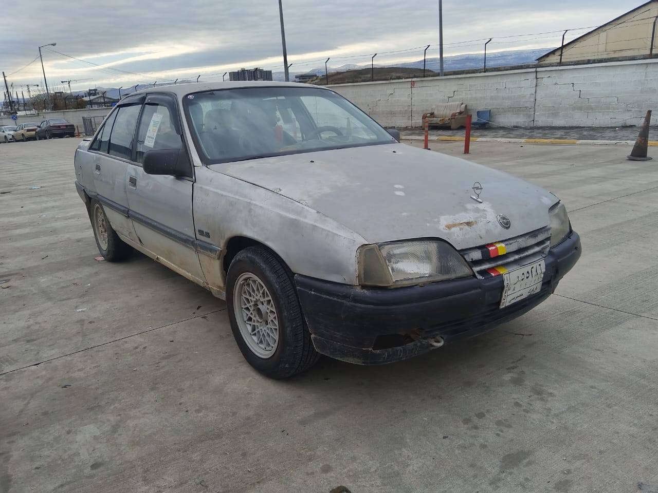 السعر 17 وبي مجال رجاء اقره تفاصيل يال اتصل للبيع او مراوس
اوميكا موديل 1989  رقم كركوك الماني سنويه منتهي 2021مابيها بطاقه بانزين شرط تحويل اكرر شرط التحويل والوكاله  سيارة جاهز محرك 4 سلندر  محرك مال حاويه حجم ٢٠٠٠ CD كير عادي صدر امامي خلفي 70%  تايرات جديد بطارية جديد كهربائيات شرط  مسجل اواكس دواخلها نص عمر بيها دشبول زنون مشيتها تخبل كلشي حجيتلك علسيارة فقط وكاله  وتحويل الباقي كدامك سعره 17 مكاني كركوك  بيع او مراوس شراي اتصل مو شراي لا تكسر بل سعر كلشي موجود بلسوك شعندك للمراوس نزل بلتعليق صورة وسعر وتفاصيل لو دزليا علخاص وابخدمتك اني ميعجبك منشوري صلي على نبينا.   ***********
