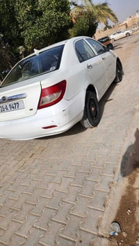 بي واي دي F3 • ٢٠١١ • مكينه وكير تمام