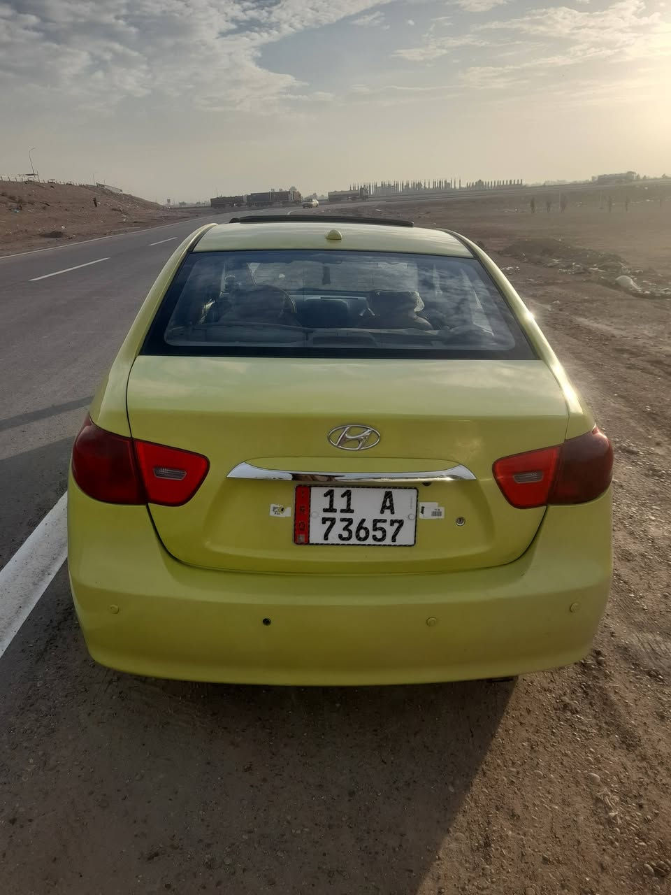 السلام عليكم
النترا ٢٠٠٨ امريكي محرك ٢٠٠٠ قطعتين جاملغ مصلح والبنيد مبدل كير ومحرك جديد دواخل حلوة ونظيفة تخم تايرات جديد فتحة سقف سيارة خير من الله  . السعر ٨٥ بيها مجال قليل
بغداد . المنصور
***********
