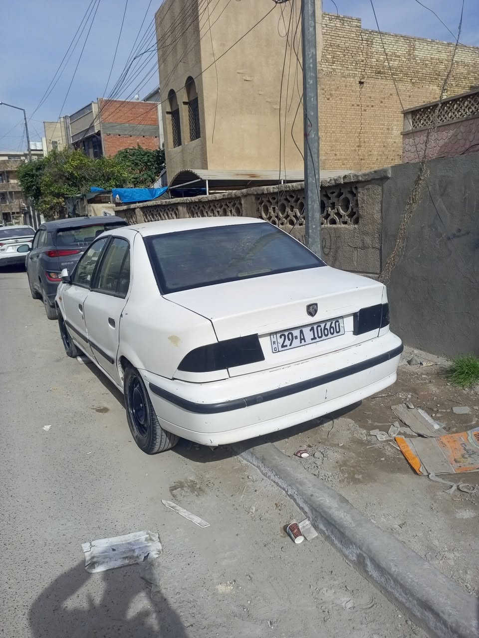 السلام عليكم ورحمة الله وبركاته
للبيع سنمد موديل 13 خصوي الون ابيض رقم انكليزي ما  مطلوبة غرامات والتحويل اشوكت ما اتريد .الضرر بيها ضربة بلجملغ الخلفي وضربة على القماره السعر 35وبيها مجال  الي مو شراي   لا يتصل  ‏‪***********‬‏
