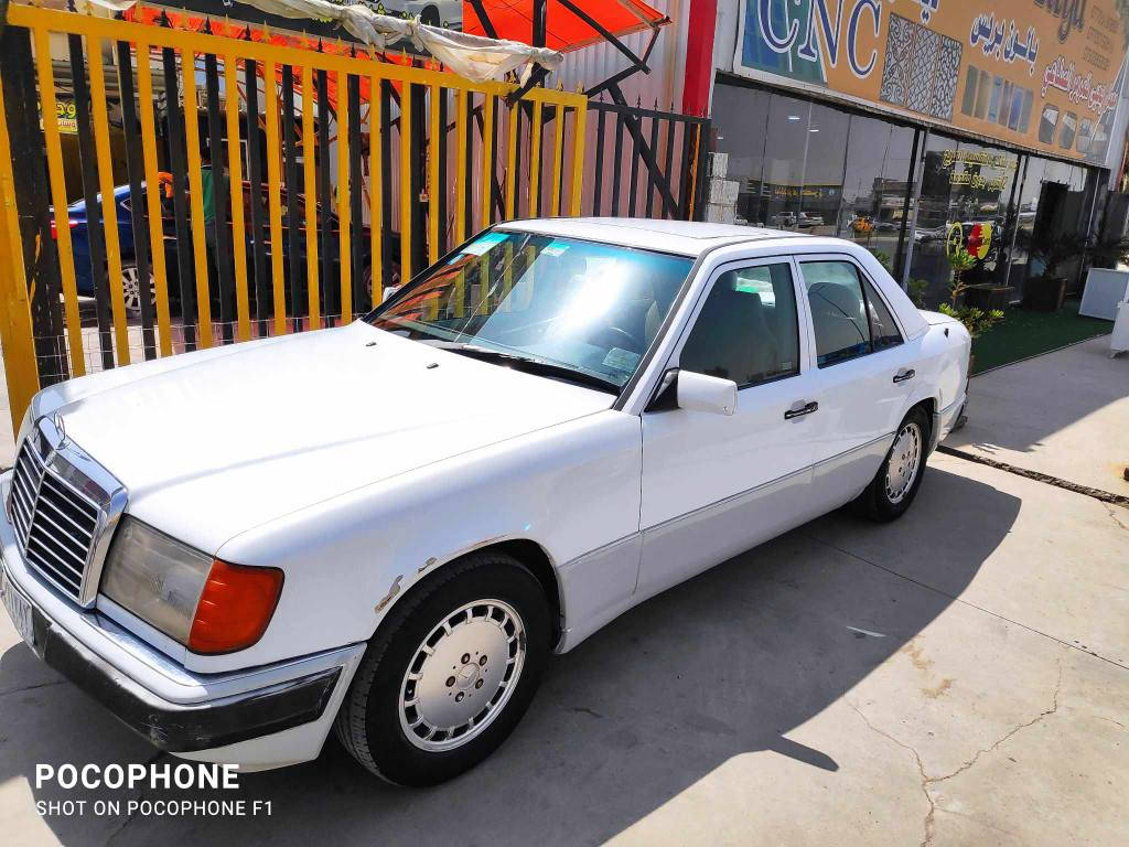 سيارة مارسدس موديل 89 
كير و محرك بطة93
دفتر بنزين موجود 
سيارة بيها جاملغ سكن و بونيد 
صبغ بلادي
 تبريد شغال 
سعر 61 ورقة  بيها مجال بسيط
رقم كركوك مشروع وطني
توحيل أو وكالة حسب طلبك
سنوية لحد 2027
*********** كركوك, العراق
