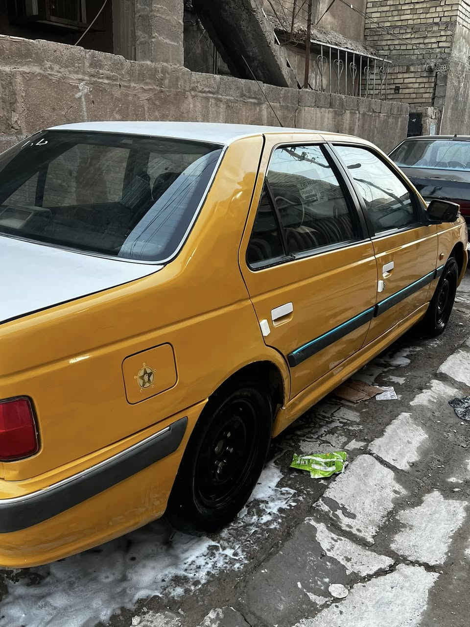 بيجو بارص 2013 كير مكينة مكفولات 
صدر جديد 
بيها كلج ذكي يعني انسه تعب الكلج
مصفره هيئه وغرامات 
سياره جاهزه ومابيها كلشي كبل بوجهك للشارع
بيها صبغ جاملغ امامي ايمن
مكاني الدورة ابو دشير 
السعر 36
‭0774 519 1517‬
