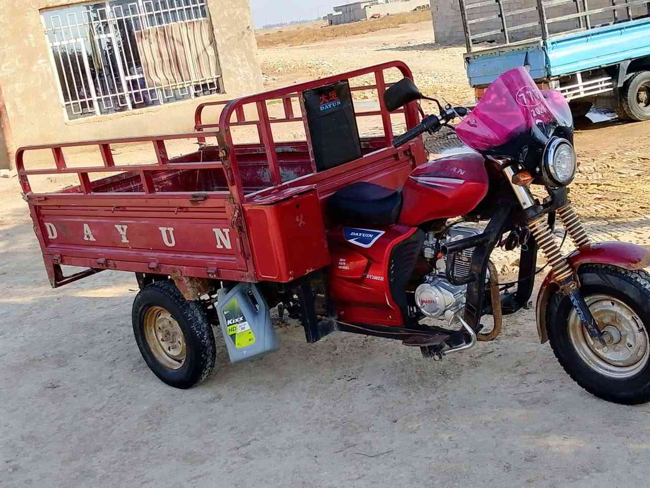 سلام عليكم ستوته للبيع ستوته خير من الله عوزهه بك لايتات وجاملغ خلفي ستوته مابيهه ايي شي اوراق كاملا لسعر 950  وبيهه مجال ***********
