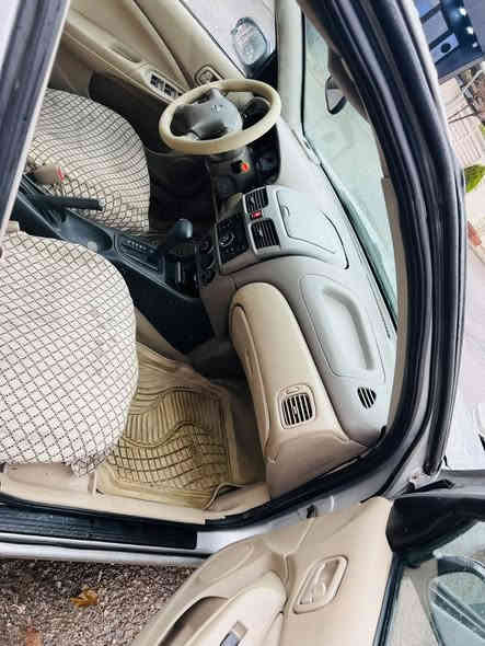 سەنی2011 یابانی ئۆتۆماتیک مەکینە سبی فول مواسەفات ناوزەر جوارجام کارەبا کەلەو عەینەک کۆنتڕۆڵ حاسە دەسک ستیل  گێڕو مەکینەی نەکراوەتەوە شەش بارجەی بۆیاخە بەتانەی لای سایەقی گۆڕاوە تەحویلیوخەرامەی بەشەرت  سۆنەریم داناوە بێ مەسروفە سەنەوی تازەیە قفڵی75$ هەلبجە ***********/  ***********. حلبجة
