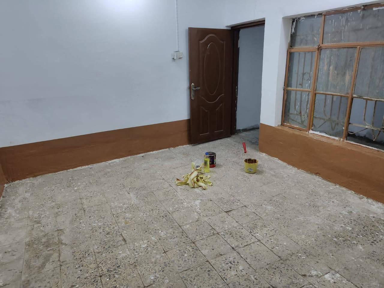 بيت للايجار غرفتين وصاله ومطبخ وحمامات داخلية وخارجية البيت جاهز للسكن البيت  ب الولايه  الايجار 250 شهريا الماء والكهرباء ع ابو البيت 
للاستفسار مراجعة مكتب سما المناذره 
***********
