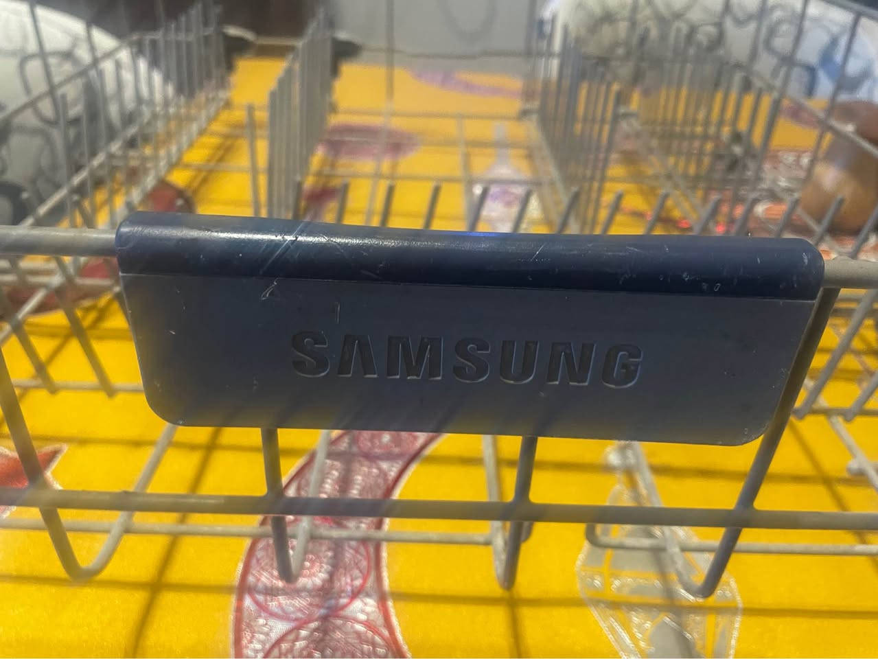 سله غساله صحون سامسونك مع سله ملاعق الفلوجة, الأنبار


**إذا كنت صاحب هذا الإعلان وتريد حذفه لأي سبب، رجاءا أرسل رسالة إلى الدعم الفني**