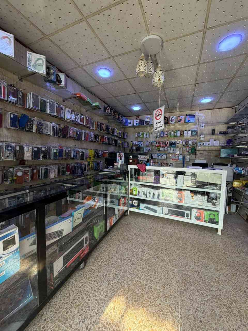 السلام وعليكم 
ميوزره+بوردات+جامات+حامل جام 
*********** 
***********
