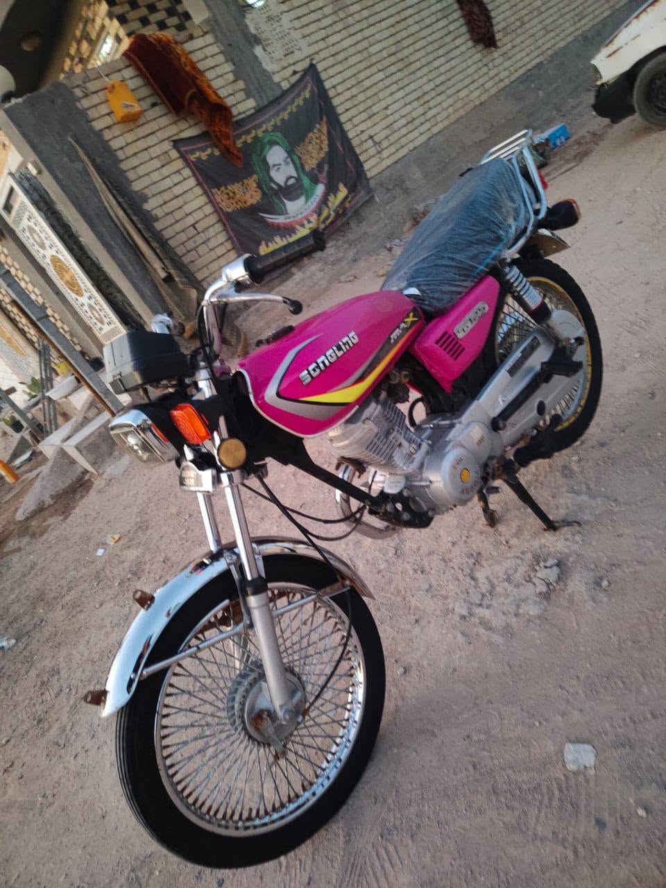 سلام عليكم اربع كير البيع مديل 2021 السعر 650 وبيه مجال رقم الهاتف***********  وراق اصولي مداور من وكيل محرك مفتوح مرة وحدة لاتنقص ولابخار العنوان النجف حي نداء 22
