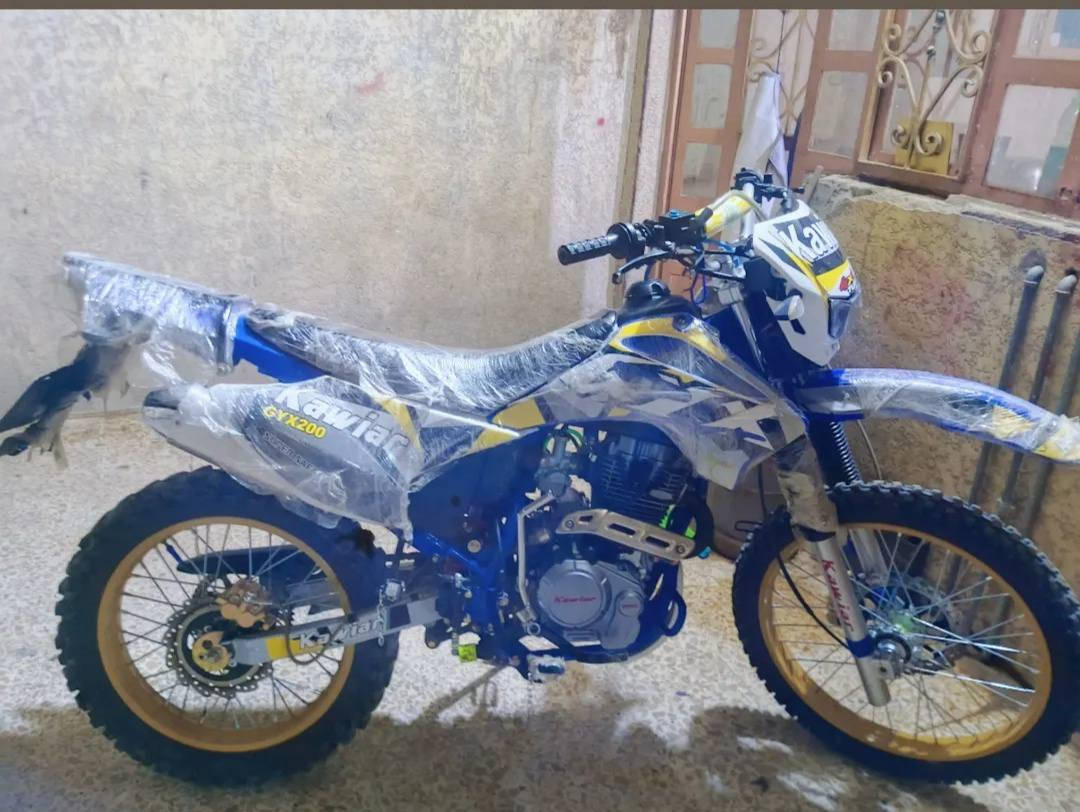 سلام عليكم قفاز للبيع CRXموديل24مكفول كفاله عامه أوراق كلمله محرك 250 سعر 1450وبي مجال لاستفسار عل رقم *********** المو شراي لاتعبني ولا تتصل وله تكسر بسعره المكان صلاح الدين قضاء دجيل
