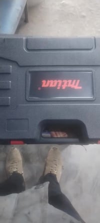 كوسره شحن بطاريتين شغل معدل تجي وياها شاحنه واحد قرص قطع سعر ٤٢ محل حس...