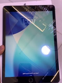 ايباد الجيل التاسع • ذاكرة ٦٤ • واي فاي