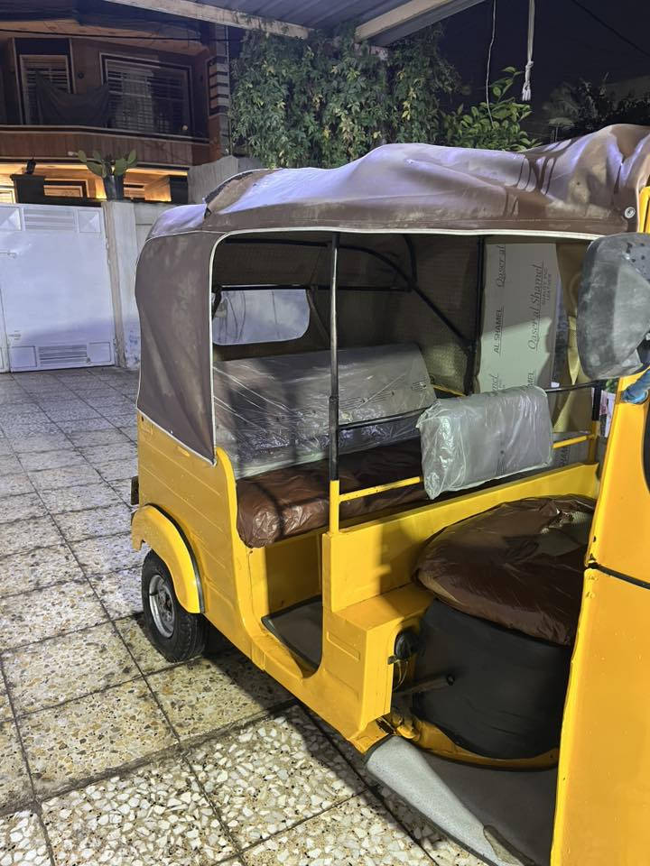 السلام عليكم تكتك2017شهر11مكينه19رقم و سنويه تحويل ثاني يوم التكتك كامله كلشي ما ناقصه صبغ جماليه بدون معجون ولا ضربه التكتك مكينته حلوه خرسه تشغل و تطلع للشارع كبل السعر 4و800وبيه مجال مكاني زعفرانيه رقمي ***********
