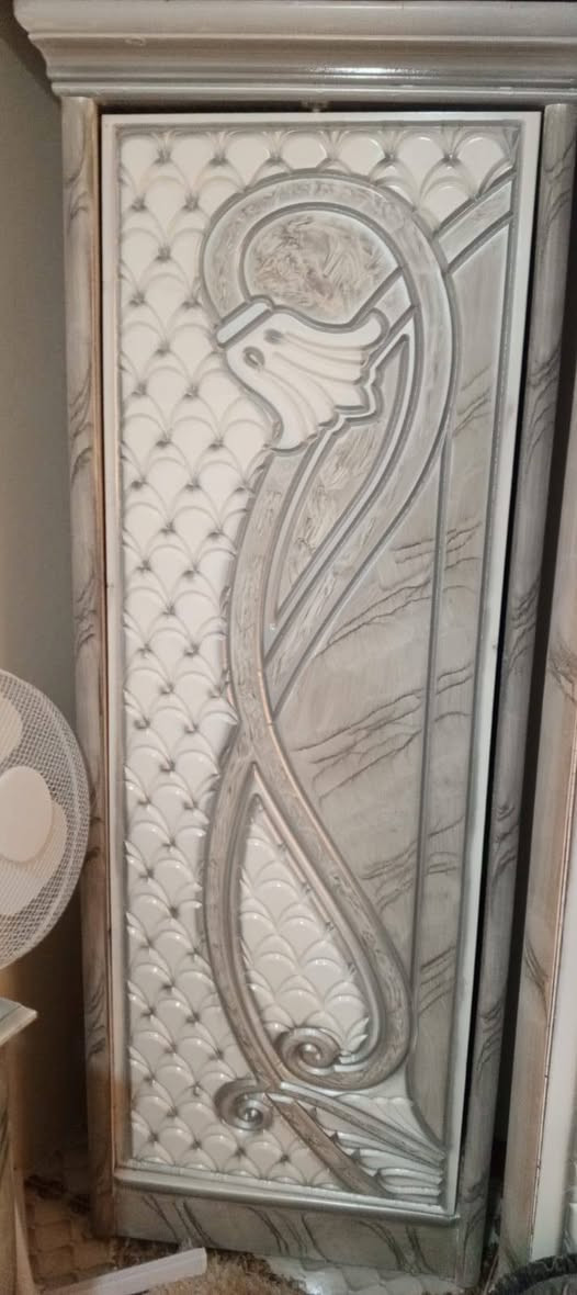 السلام عليكم غرفه اخشاب حطاطه للبيع المكان العبيدي واتساب *********** والخاص مفتحوح
