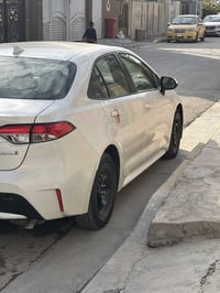 هايبرد • ٢٠٢١ • باب مبدل