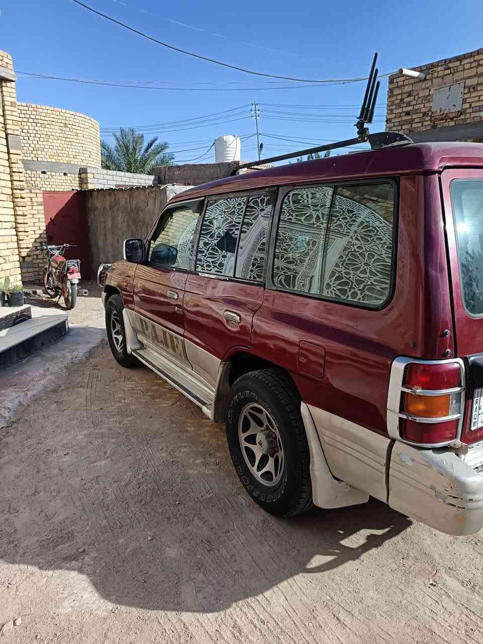 باجيرو 2000 
سيارة مصبوغة عام جمالية
السعر ٧٠ وبيها مجال قليل للشراي


**إذا كنت صاحب هذا الإعلان وتريد حذفه لأي سبب، رجاءا أرسل رسالة إلى الدعم الفني**