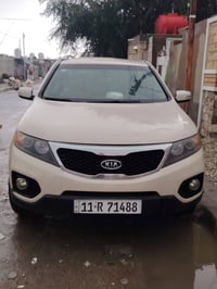 سياره سورنتو موديل ١١ مراوس ويةمهافي مكاني بغدادعادي اذبيهةضربةصبغ عاد...