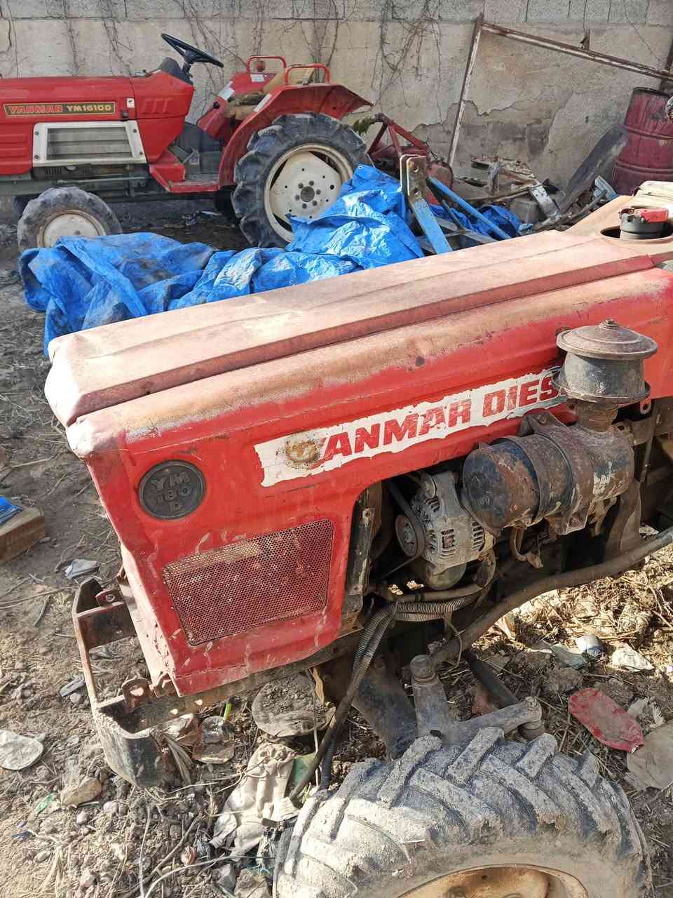 سلام عليكم للبيع مكينة 3 سلندر ملحقات رباشة تخم تاير جديد كير 4 نمرة عنوان بغداد  سعر 3 وربع وبيها مجال قليل رقم الهاتف ***********
