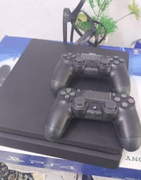 بلي 4 سلم مهكر هارد ٥٠٠ جويستك عدد٢ ويا وغراضة كاملة البقية  سعرة ٢٥٠ ...