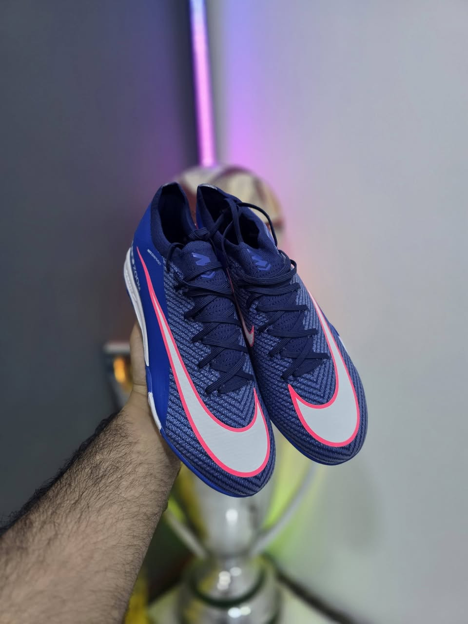 AIR zoom
متوفر جمله لدى #محلات_ماجد_الدلفي
#تجهيزات_ماجد_الدلفي
***********
