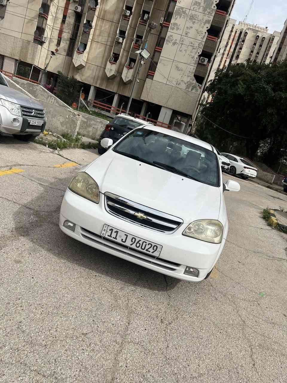 فورنزة 2007 
رقم بغداد انكليزي
مصبوغه احزام جماليه 
شاشه 
كامره خلفيه
نقصهه تبريد ما اعرف شبي ممجيكه
وبيهه خيط تبخير فقط 
مكاني بغداد شارع حيفا
السعر 58  

***********
