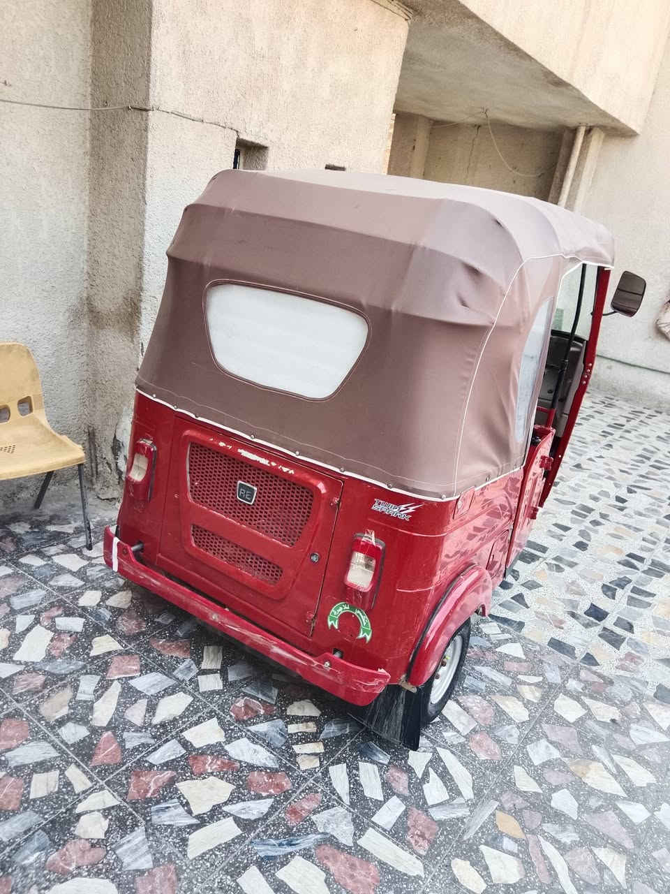 السلام عليكم تكتك البيع موديل ٢٢ شهر ٨ كفاله عامه رقم بغداد الاستفسار ***********
