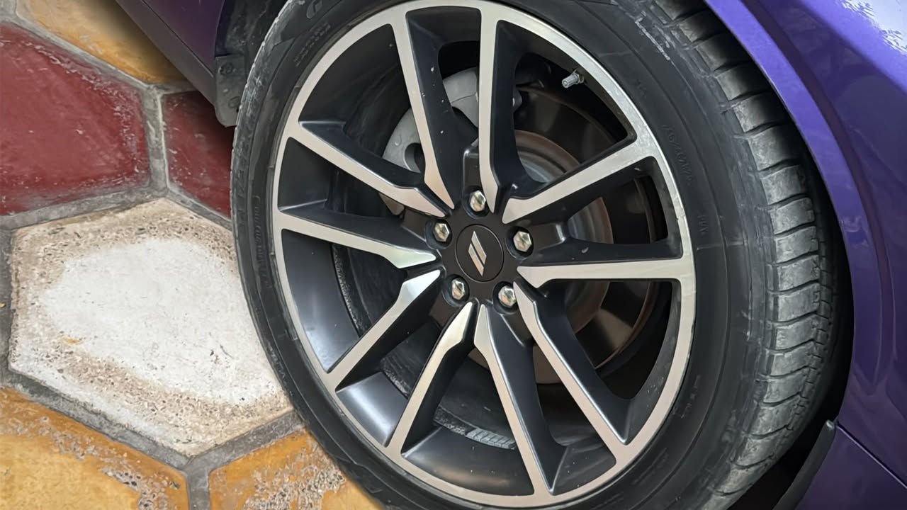 عندي هذا الويل موبار اصلي  رايد مراوس 
 مكاني بابل


**إذا كنت صاحب هذا الإعلان وتريد حذفه لأي سبب، رجاءا أرسل رسالة إلى الدعم الفني**