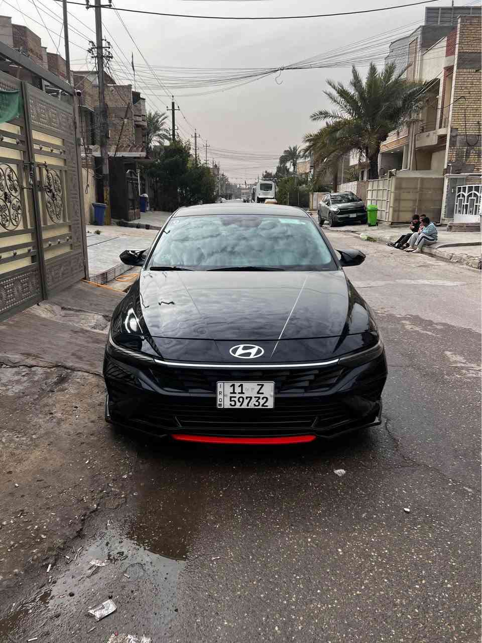 سلام عليكم 
النترا 2024 اسود ملكي 
فول عده الفتحه شاشه ديجتال
تحكمات ستيرن
ثلاث وضعيات قياده
بصمه 
شاشه
رادارات امامي خلفي جانبي 
ماشيه 30 km كيلو متر مو ميل 
تحويل مباشر 
حادث بنيد مبدل فقط 
سياره جديده ومامتعبه ومرتبه وحلوه 
السعر 157
مكان بغداد *********** بغداد, العراق
