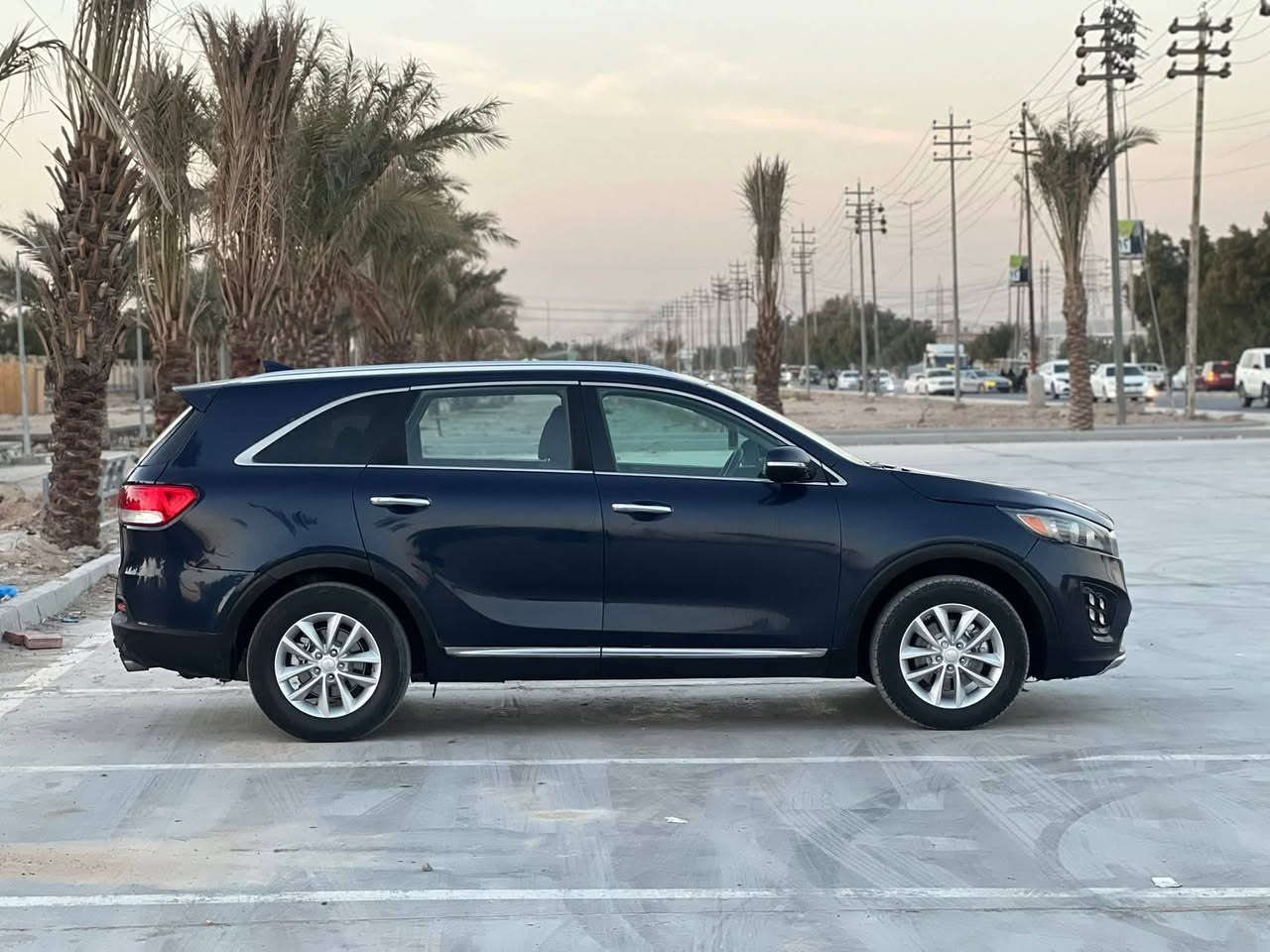 سرونتو 2016 نضيفه كلش تخم تاير جديد حداديه جديده تبريد ثلج سياره كامله مكمله مابيه اي نقص 150 وبيه مجال للتواصل ***********
