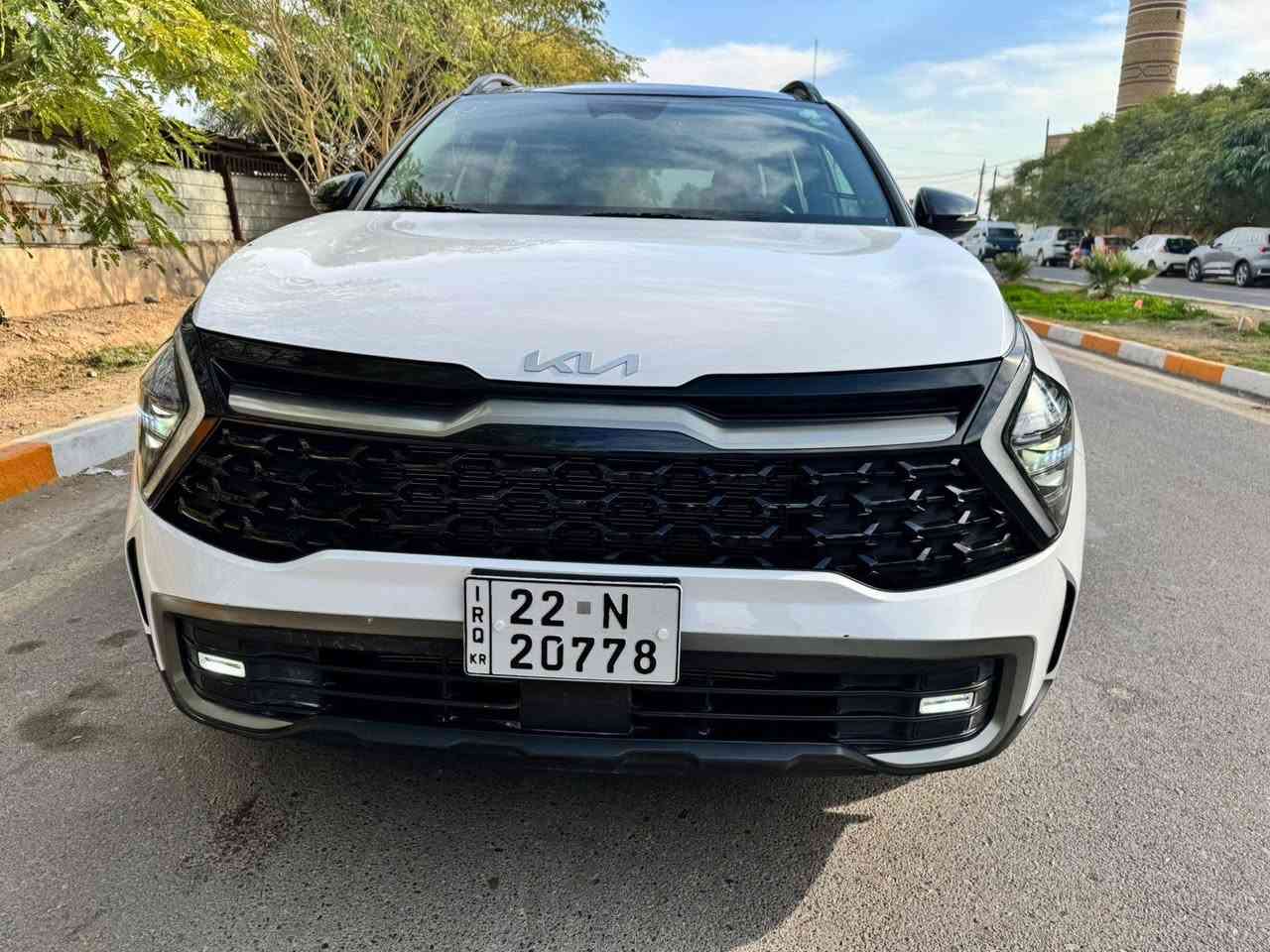 🔸️السلام عليكم ((للبيع فقط بدون مراوس))               ✅
🔸️كيا سبورتج لون ابيض موديل 2024 أعلى مواصفات بالسبورتج مواصفات أكس برو 
🔸️ترقيم جديد 
🔸️باسم الشركه وكاله + تحويل مضمون %💯
🔸️السياره جديده جداا جداا واحلى من الصور 
حادث السيارة صبغ فقط جاملغ امامي  بدون دواخل بعدها بريحه الشركه 
ماشيه 5 فقط مشي امريكى دخول جديد البارحه اترقمت ودخلت بغداد
🔸️مواصفاات فول الفول مايحتاج اذكر كل المواصفات 
سقف اسود بانوراما 
بصمه ابواب تشغيل عن بعد 
شاشه الكتروني 
جنطة كهرباء 

🔸️شاشه كبيره + شاشة عطلات
🔸رادار امامي وخلفي وجانبي نقطه عمياء اوتو بريك 
🔸نضام تحديد مسار للسياقه الالكترونيه
🔸️تحكم استيرن كل الجهات 
🔸️ثلاث انظمه قياده / سبورت / نورمال / سمارت 
🔸️بلوتوث + اواكس + واي فاي   
🔸️مانع انزلاق + كروز سرعة 
🔸ويل كب دسكات امامي خلفي
🔸️محرك 2500
🔸️سبير الشركه كتلوكات الشركه 
السياره جديده جدا جدا اي نقص مابيها من الداخل والخارج 
🔸️سيرفس كامل دهن فلاتر 
-------------------------------------------
رقمي الاستفسار 
***********
***********

العنوان بغداد 

يوجد واتساب كلا الرقمين 
صور أمريكا مع المنشور
السيارة احلى من الصور 
البارحة ترقمت ودخلت بغداد بعدها بريحة الشركة بجم كبس وجنطة كبس
