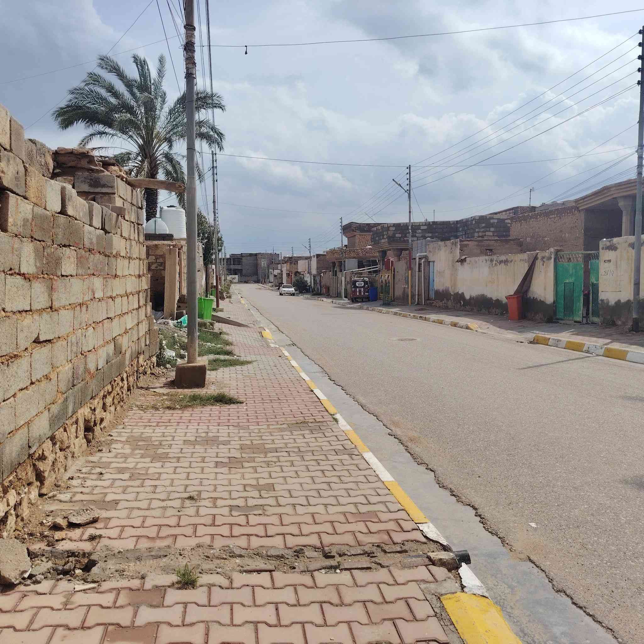 دار للبيع حي البكر
قرب مدرسة مطلع الفجر ومنتزه النجوم
مساحه ٢٠٠متر
غرفتين ومطبخ
ماشي معاملة طابو داخل حدود البلديه
السعر ٢٠مليون
للتواصل علا الرقم

***********
وتساب واتصال
