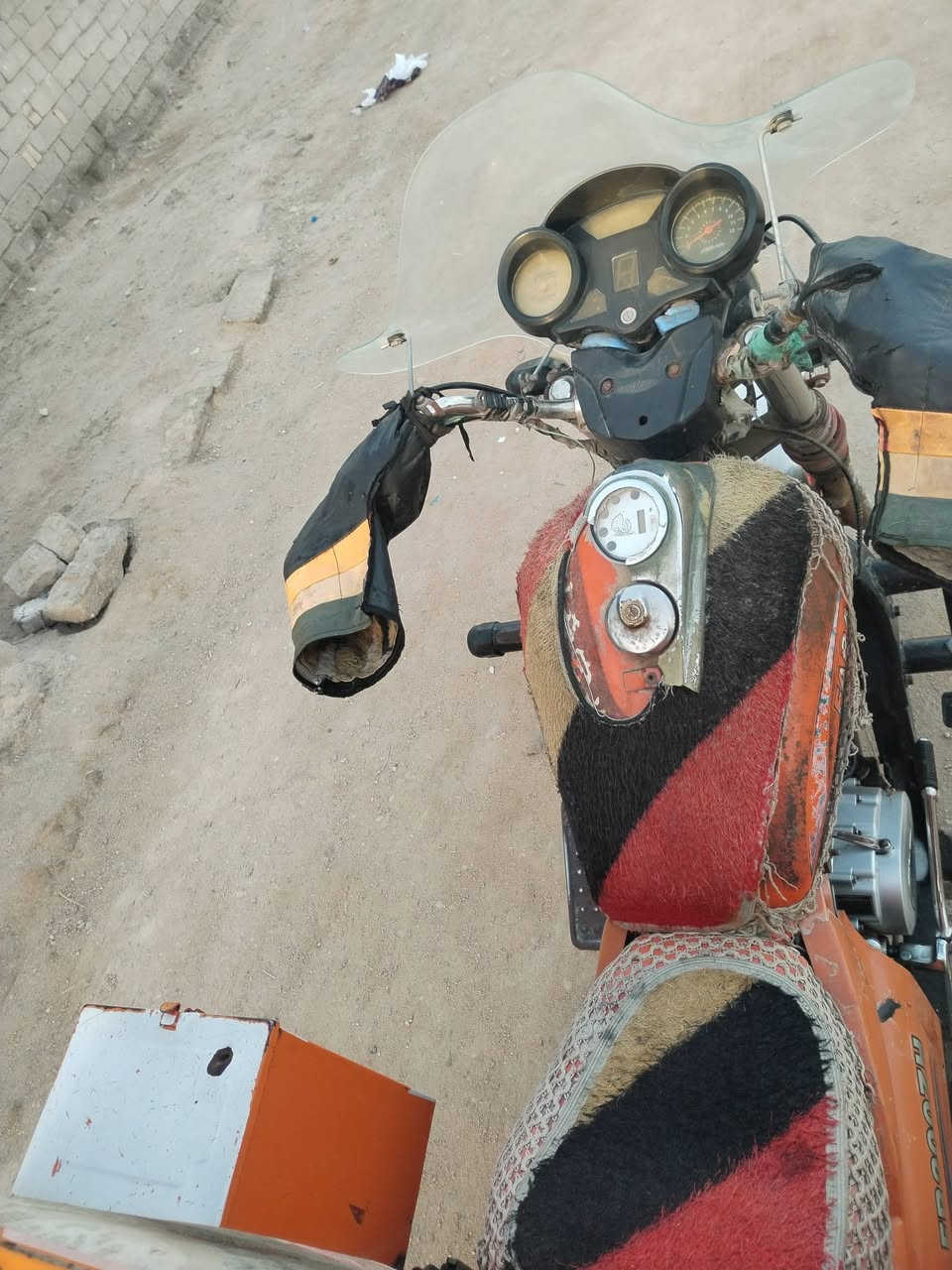 ستوته فرس للبيع مكاني قضاء المدينه الفتحيه مكينه امتيار 2025بشهر 5 صارلي سبوع من جفتتها باتري سايبه تايرات 3توني شادهن ستوته رقم  نكليزي سنويه بسمي ***********
السعر 2و300
