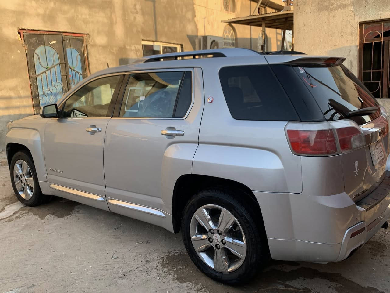 جمسي تيران دنلي فول مواصفات تنته 1/1رقم بصره مشروع وطني سنويه2029كير ومحرك كفاله محرك6Vسته سلندر المرغوب السياره وارد بس جاملق فقط الأمامي السياره كفاله كهربايات كلها شغاله شاشه +كامره+مضخم صوت +مانع التصادم +ترحيب+مثبت سرعه +حساس بلمري +ويل ستيل طخم تاير حداده كله جديدبيها مواصفات دوخ السعر113وبيها مجال حك الجيه المكان بصره قضاء الدير ***********
