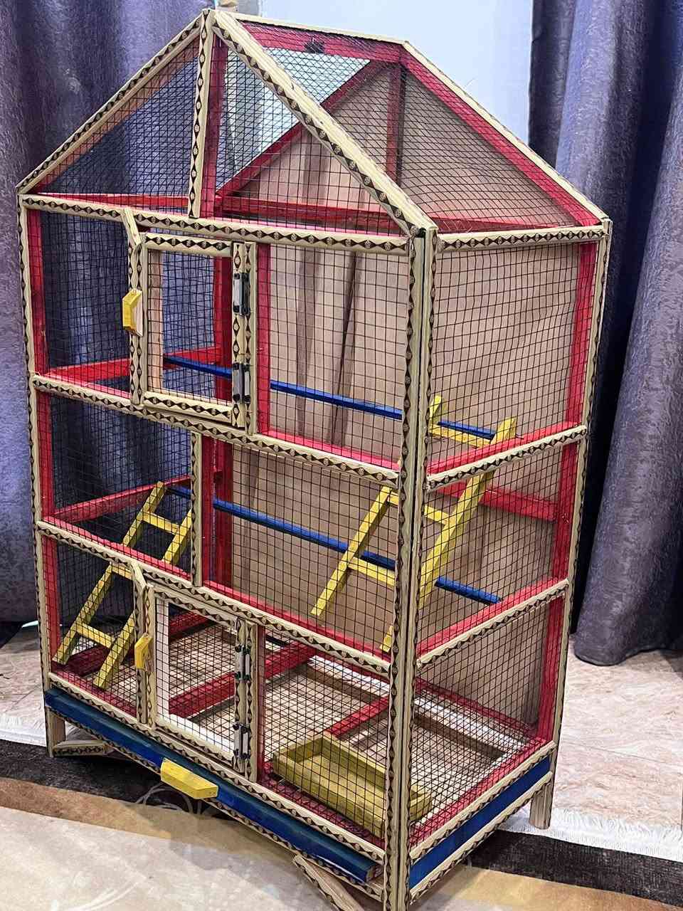 صلى على محمد لالا يوجد توصيل شغل درجه والى تكمه ثقيل نقش صاج 
لارتفاع متر 

عرض 64 

نزال 37 

جراره تنضيف 

معلف 

درج عدد ٢ 

وتساب *********** 

45 الف قفل
