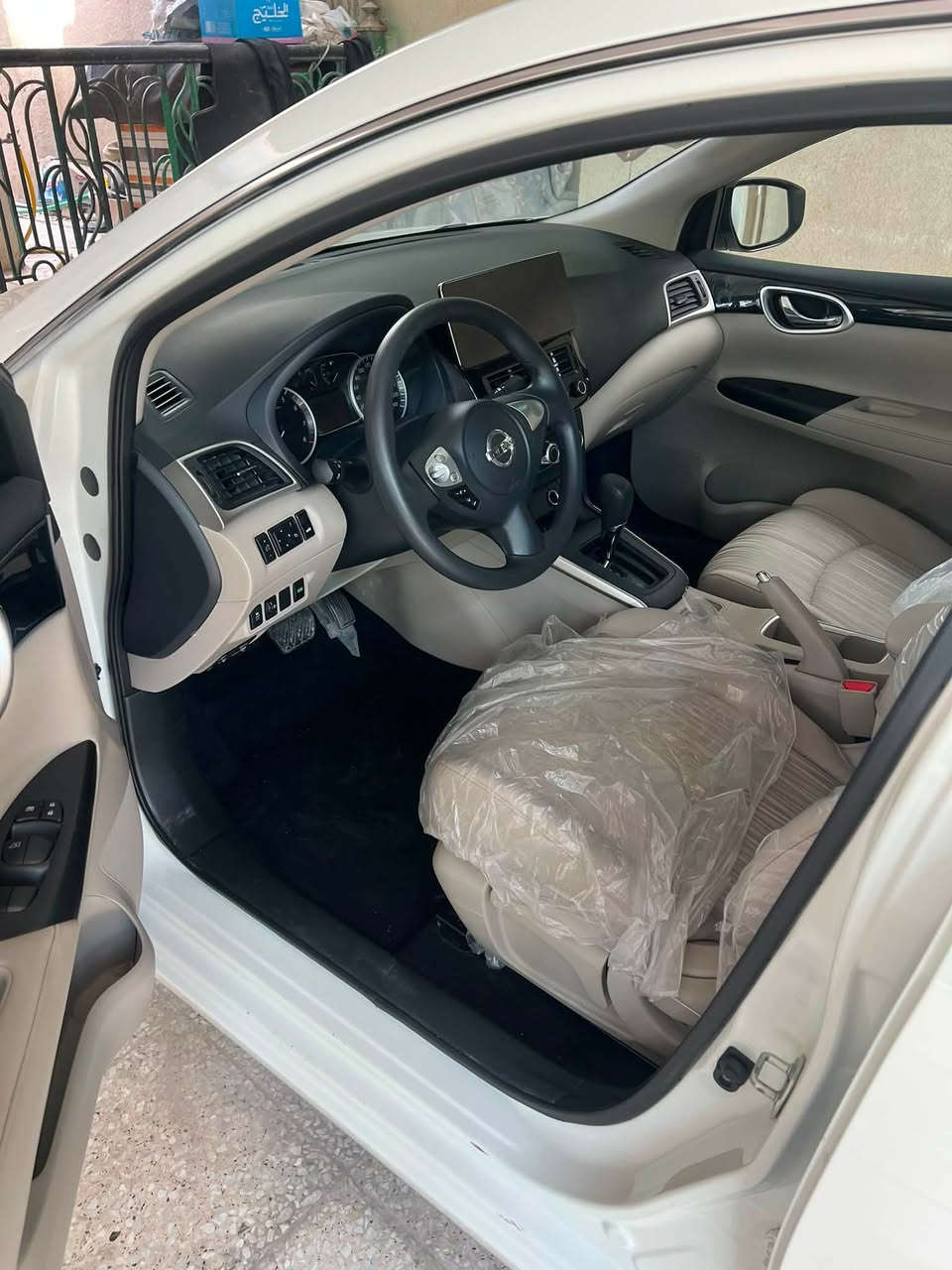 نيسان سنترا موديل ٢٠٢٥سياره زيررو كفاله عامه فول موصفات ماشيه٥٠٠٠بريحه لوكاله سعر ١٣٦قفل/***********مكاني بصره
