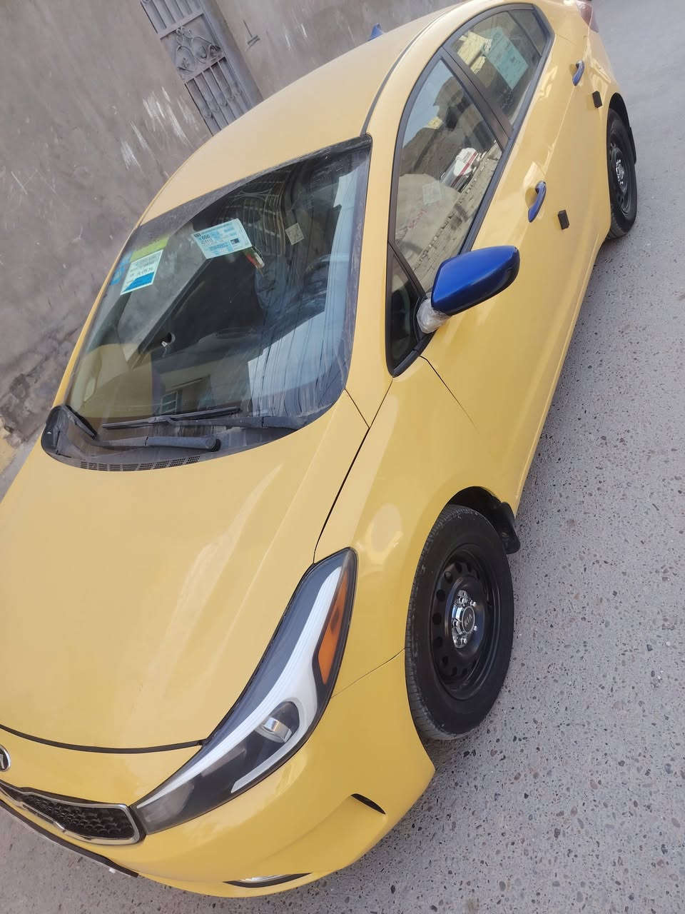 سلام عليكم كيه فورتي موديل 2018وارد أمريكي حادث جاملغ و بنيد سياره جديده مكينه ٢٠٠٠ دوش كير صدر تبريد خير من الله مصفره هيئه وغرامات سياره بسمي ماشيه ١٢٠ منضومه قاز شاشه جاهزه سياره سعر 112مكاني بغداد الكماليه هاتف ***********
