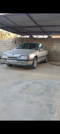 اوميكا ١٩٩٢ • ما بيها صبغ • محرك وكير شرط
