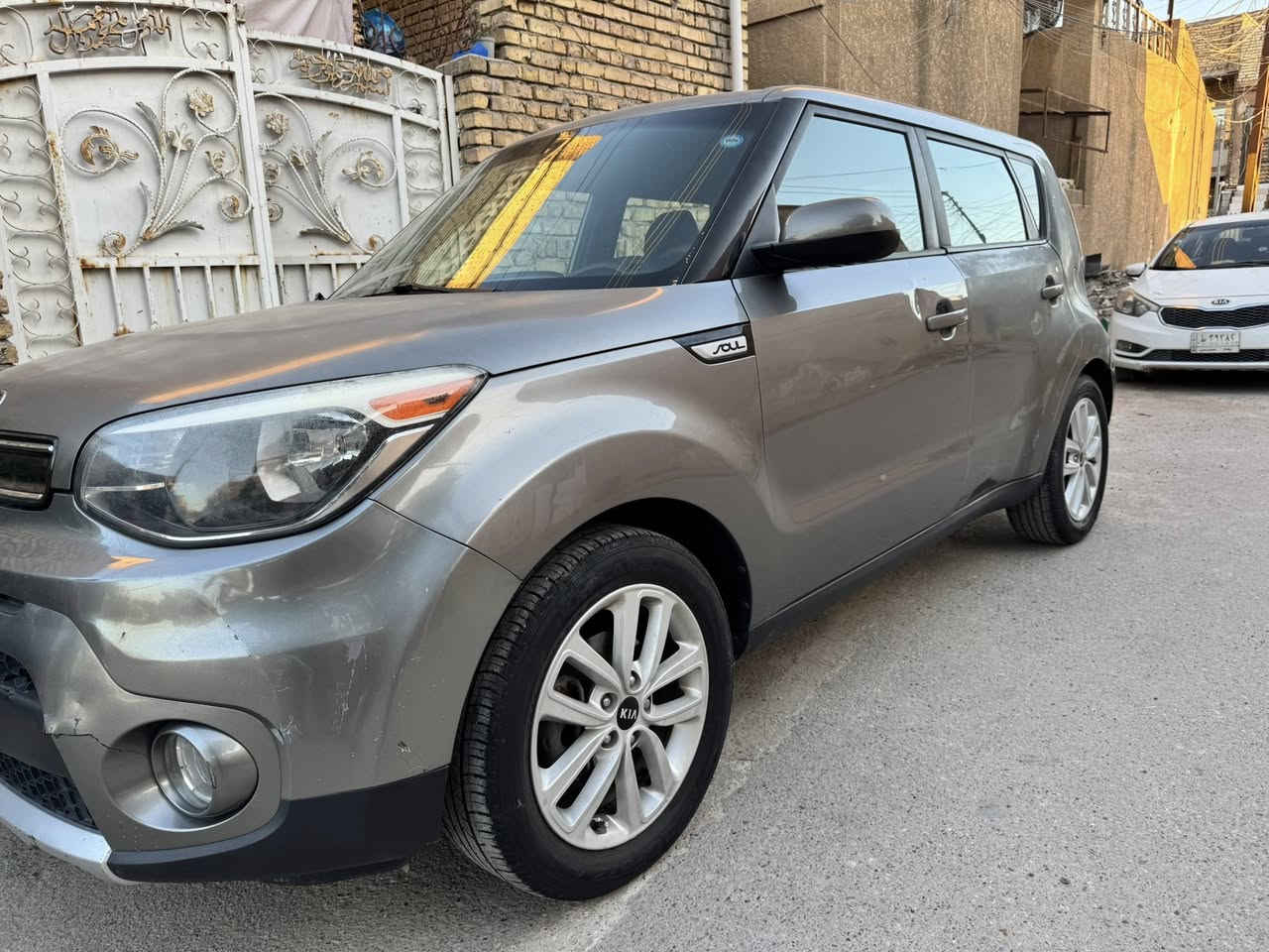 للبيع 2017 GDI محرك2000    رقم السليمانية بأسمي شرط التحويل بدون وكاله حادث جانبي مثل ما موضح ***********
