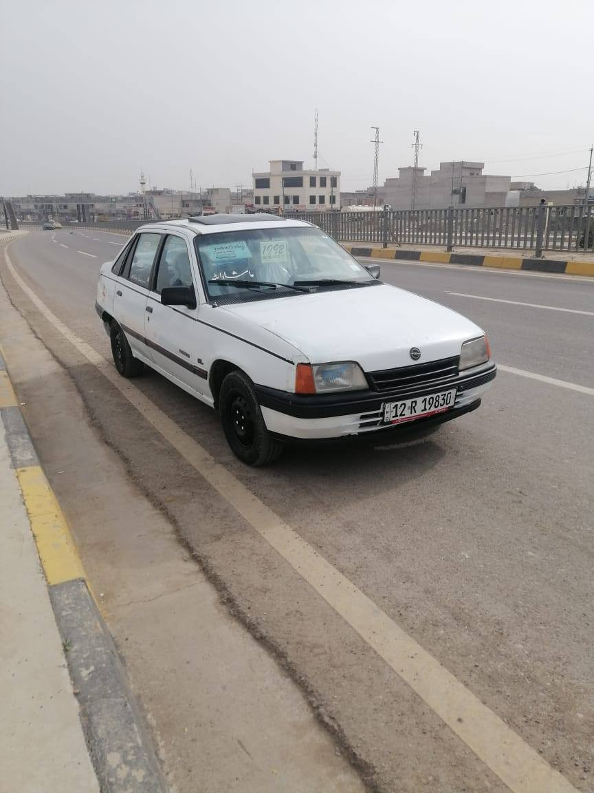 كاديت موديل 91 حجم 16رقم جديد سنويه جديده شرط الوكاله ولتحويل من الشرعي محرك شرط لاصرف ولانفخ كير شرط صبغ مابيها بس دواير ودوسات طخم جديد تواير جدد باتري جديد دبل رون وايرمنيه كلها شغاله تدفيه شغاله كابون بيها السعر 28 وبيها مجال اقصاد مابيع***********/***********
