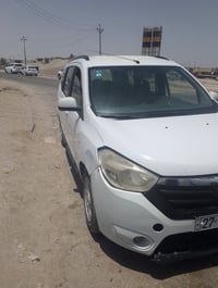 رينو موديل 14مكفولة مكينة مكفولة سعر 60وبية مجال  عادي مراوس بسيارة078...