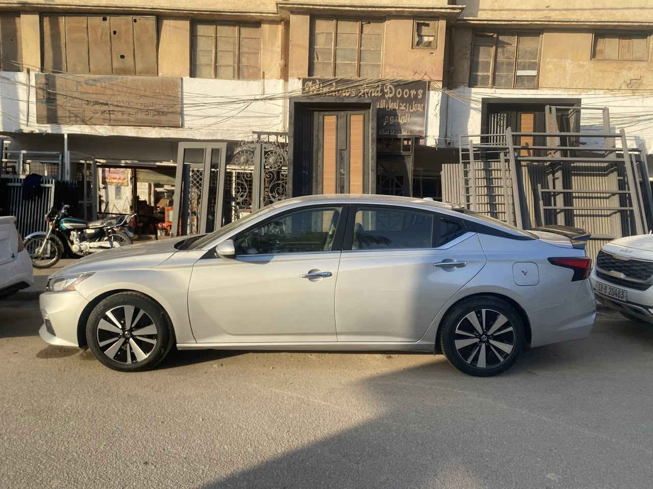 السلام عليكم
للبيع نيسان التيما موديل 2022
Sv
السياره فول عدا الفتحه كلش نضيفه للامانه وبالحقيقه احلى من الصور كير مكينه حداديه نضيفاً جداً 
ماشيه 57 الف ميل حادثها كما موضح بالصوره بيها تبديل دعاميه فقط 
مكانها بابل الحله 
***********
سعرها 166 وبيها مجال للشراي
