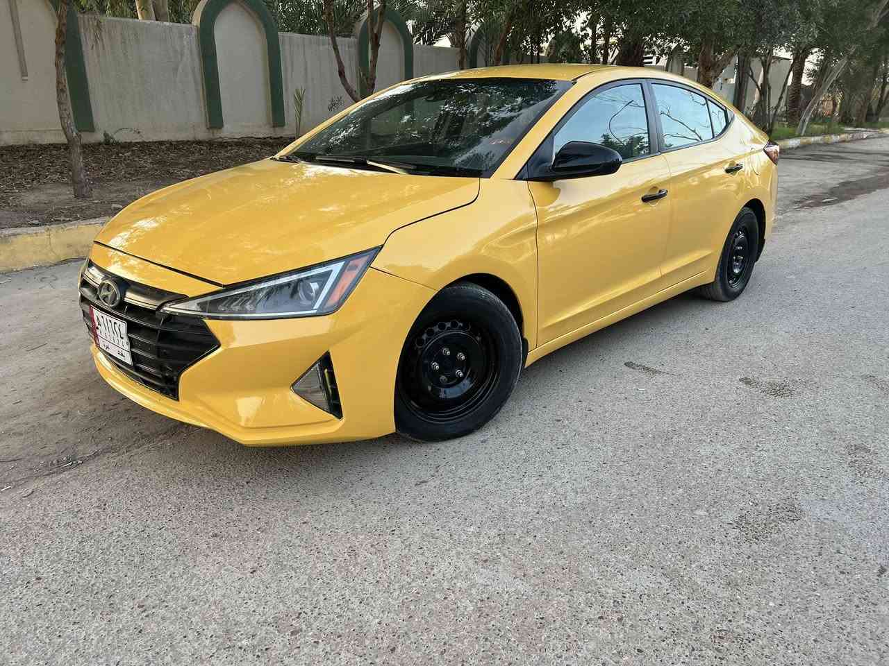 سلام عليكم النترة 20 امريكي بغداد بسمي مصفرة هيئة وغرامات مكينه 2000 دوش كير المرغوب اي تي منضومه غاز جديدة تخم تاير صدر خلفي امامي جديد حادثها وسونار  مرفق بصور جاملغ وبنيد تبديل سياره جاهزة وبلعافيه على ياخذها  سعر 130$مكاني بغداد قرب بسمايه ***********
