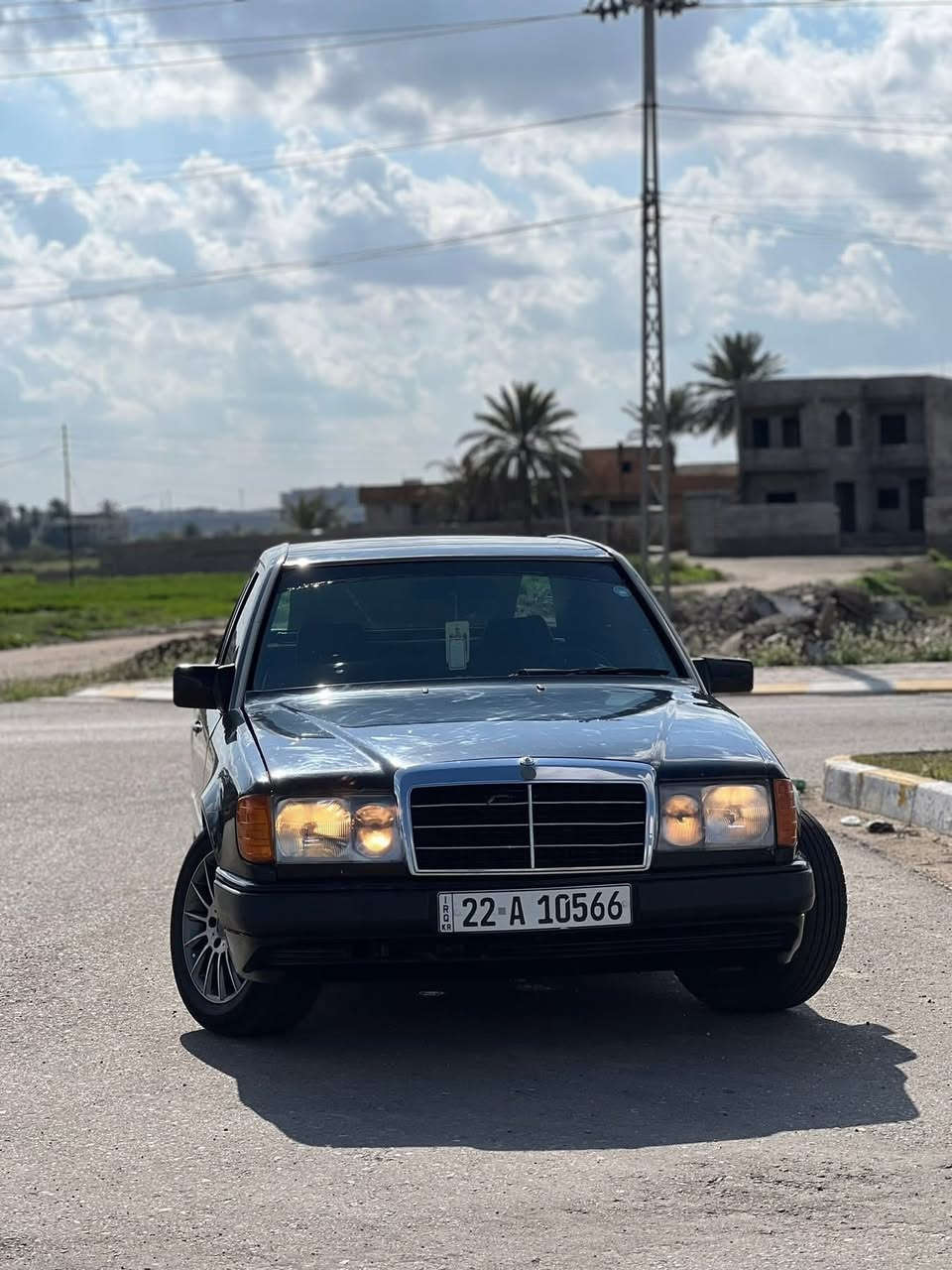 للبيع او مراوس دب 300موديل 88كير ومحرك بطه2500لا تنقيص ولا تبخير مصبوغه عام تريد بي ليك فقط سياره حلوه وجاهزه وشرط التحويل سنويه نافذه صارلها سنه
مكان السياره تكريت_العلم ***********
